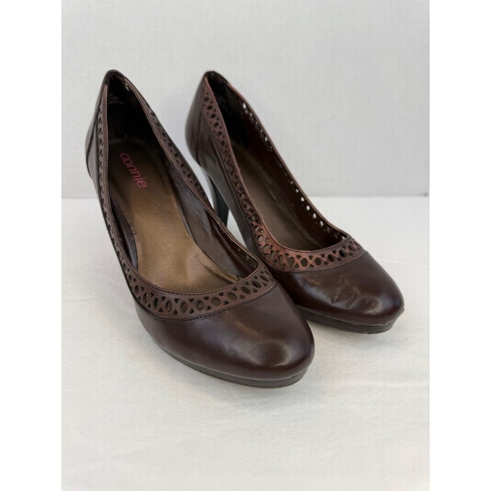 Vintage Y2K Connie Stacey Brown Leather Laser Cut Round Toe Pumps Heels Size 8M‎